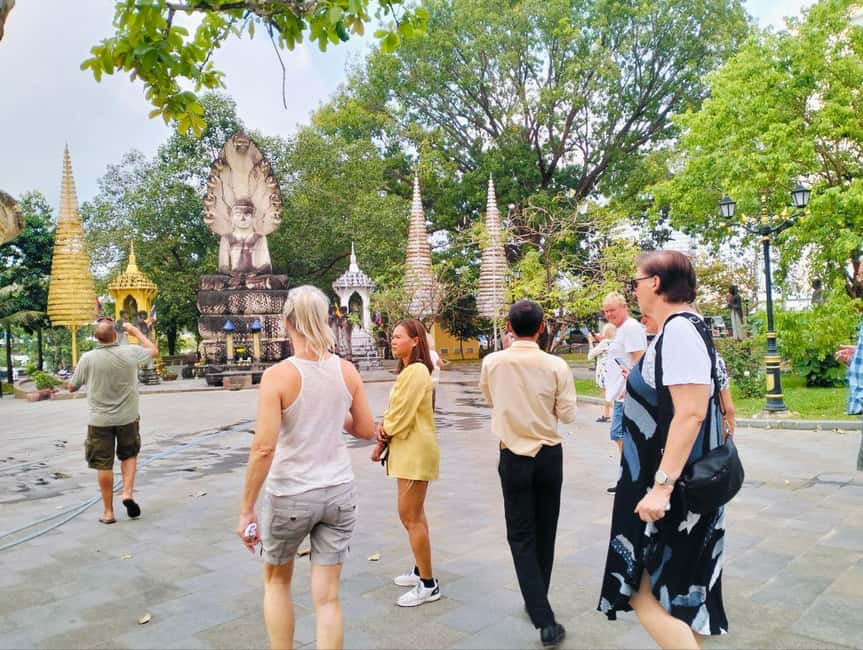 Sihanoukville Full Day City Tour with Transportation & Guide - The Independence Monument and a Short School Visit