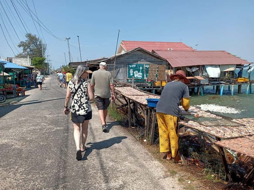 Sihanoukville: Group Shore Excursion from Cruise Port - A Walk Along Ortres Beach Finishes The Day