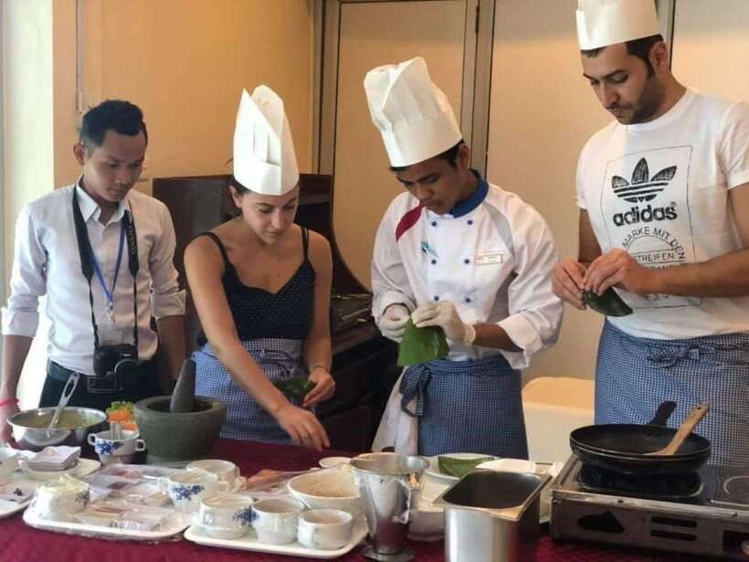 Sihanoukville - Khmer Traditional Cooking Class - Wat Krom Pagoda adds a cultural pause
