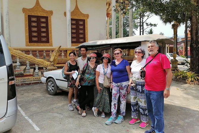 Sihanoukville Shore Excursion for cruise ship - Golden Lions and Ochheuteal Beach
