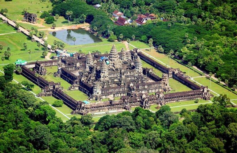 Sky Venture Microlight Siem Reap - How it compares with seeing Angkor by helicopter