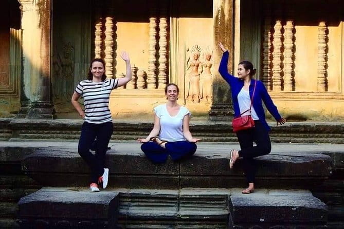 Small-Group Explore Angkor Wat Sunrise Tour with Guide - What the guide and driver add