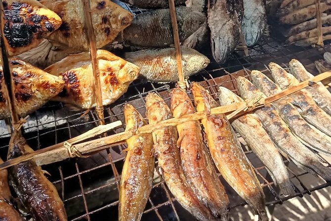 Small Group Phnom Penh Food Tour and Local Market Experience - What the $35 Phnom Penh food tour gives you