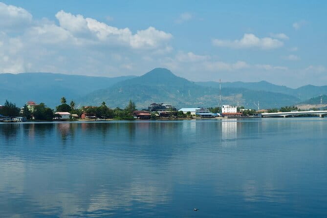 Small Group Tour One Day Phnom Penh to Kampot and Kep - Kampot’s riverside streets and old trading town