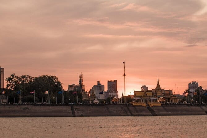 Sunset Cruise on the Mekong with Kanika Boat - Phnom Penh lights from the Tonle Sap