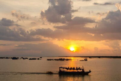 Sunset Dinner Tour: Tonle Sap Lake Floating Village