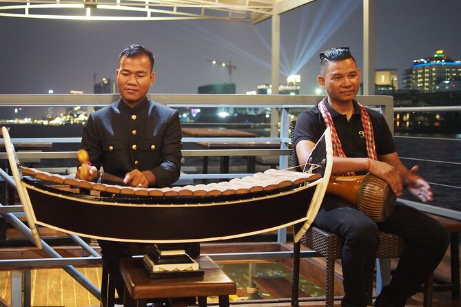 Sunset & Evening Dinner Cruise With One Way Free Pick Up - Passing the Royal Palace on the first stretch