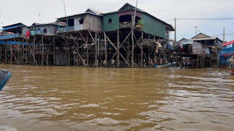 Sunset Kompong Pluk Floating Village - What makes this Kampong Phluk tour worth your time