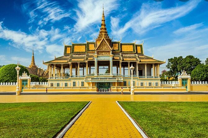 Taxi Siem Reap to Phnom Penh-English Speaking Driver - English-speaking drivers and the human side of the trip