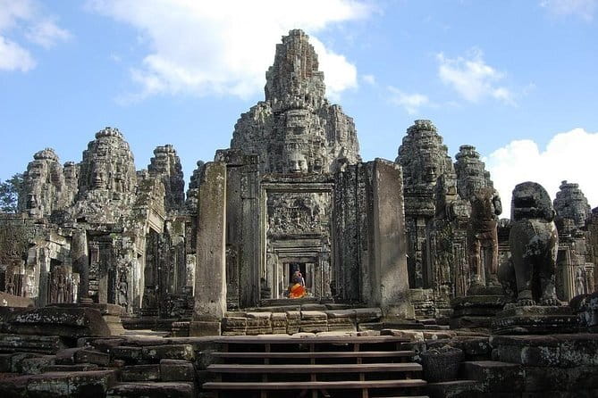 The Angkor Thom Kingdom by Tuk Tuk - Phimeanakas and the former royal enclosure