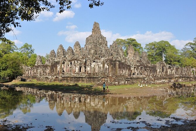 The Unmissable Realm of Angkor Thom - Timing, clothing, and practical comfort