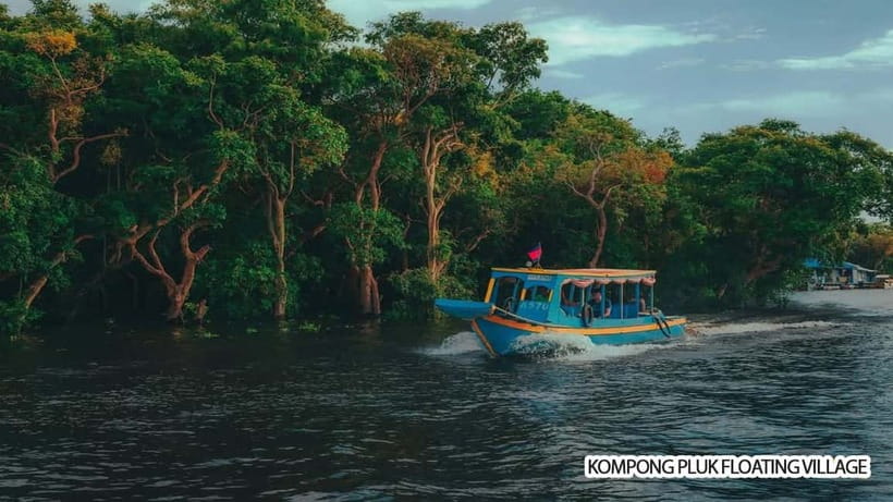 Tonle Sap Fishing Village & Flooded Forest Community Guide - The boat ride through the flooded forest