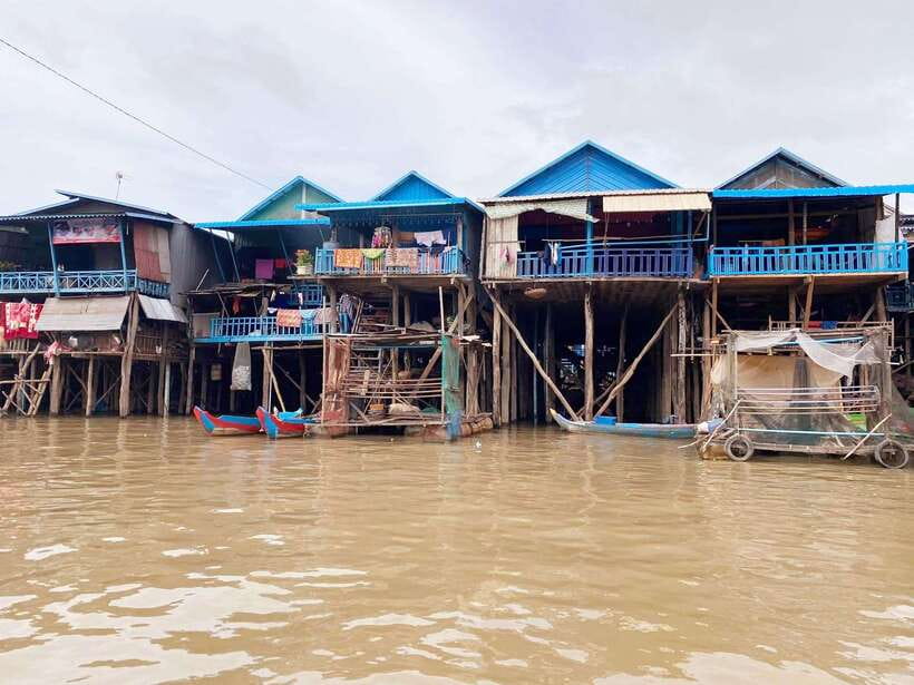 Tonle sap, Kompong Phluk (Floating village) - The Open-Air Boat and Tonle Sap Sunset
