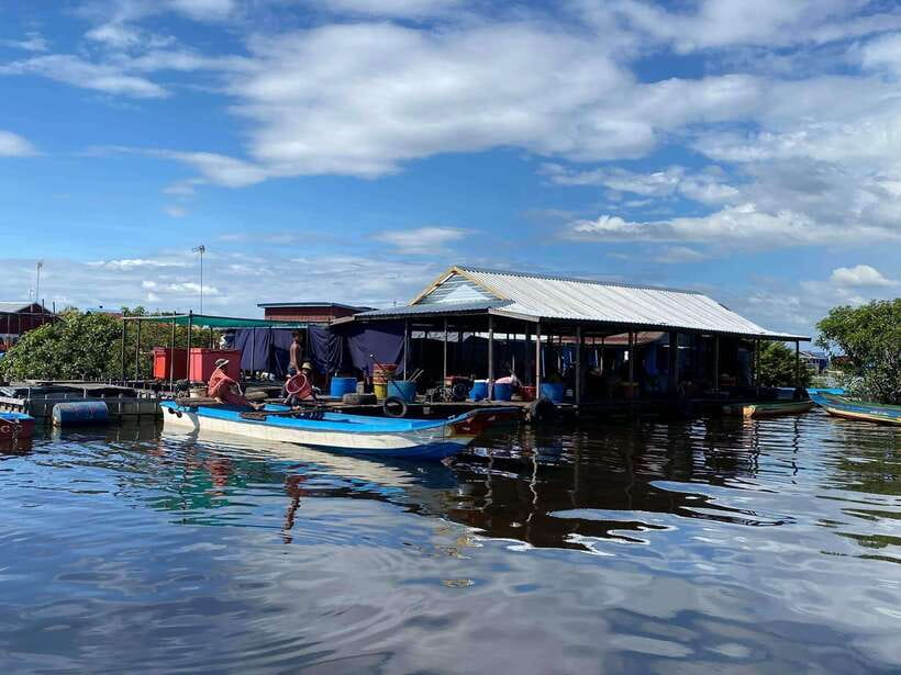 Tonle sap, Kompong Phluk (Floating village) Private Tour - Entering the Floating Forest