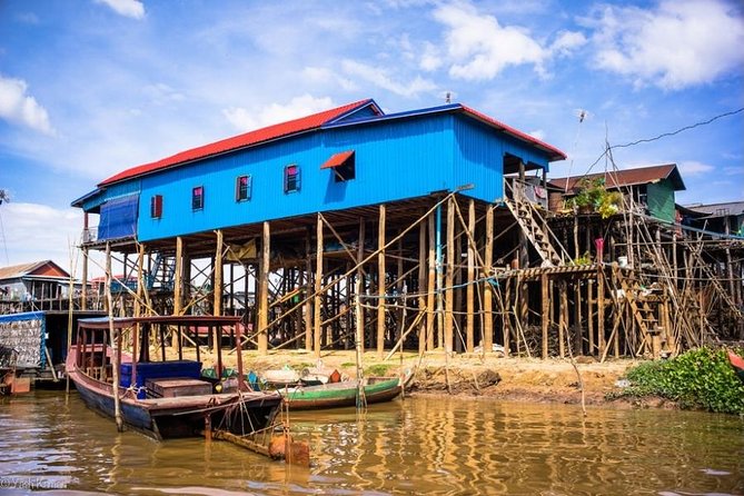 Tonle Sap Lake & Kampong Phluk Village Half-Day Tour - Seeing Kampong Phluk at different water levels