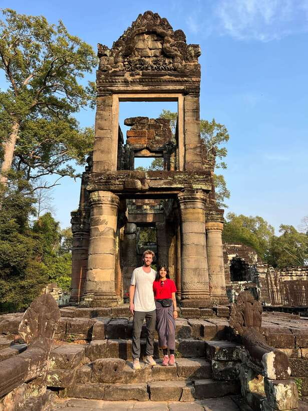 Tour de friends - Discover Angkor Wat Full Day Bike Tour - Baphuon, Phimeanakas, and Prasat Preah Palilay