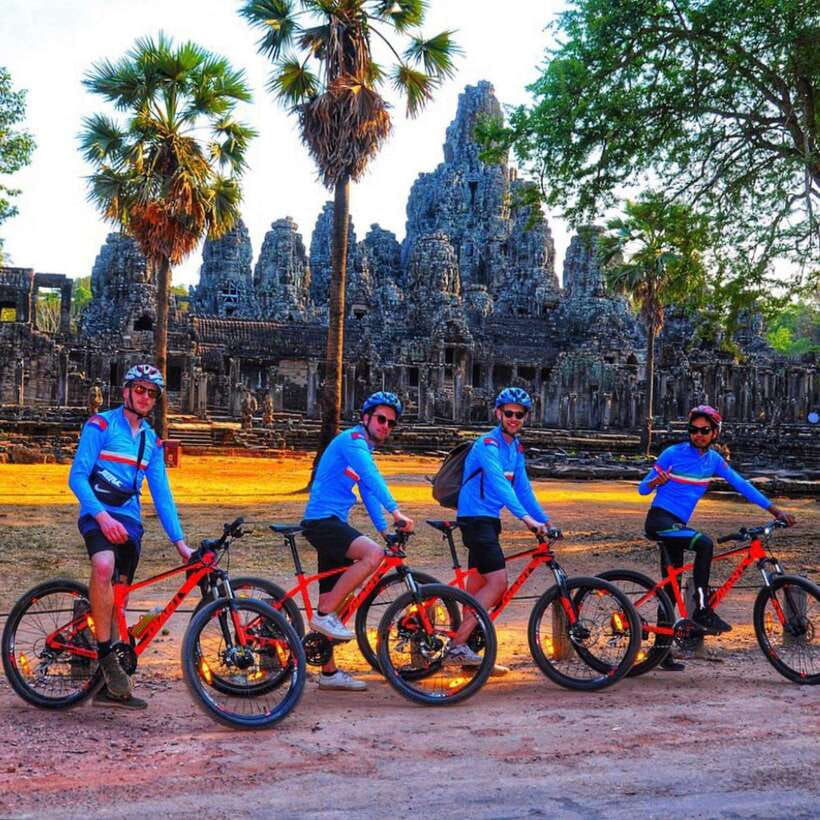 Tour de friends - Discover Angkor Wat Full Day Bike Tour - Starting from Siem Reap at 8am