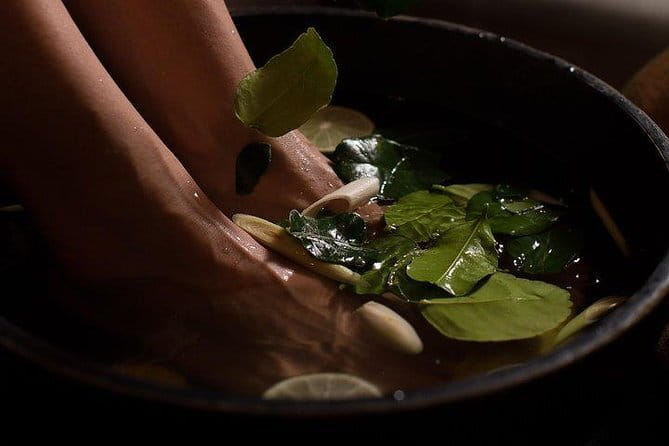 Traditional Head, Back & Shoulder Massage in Siem Reap - The Atmosphere, Cleanliness, and Staff