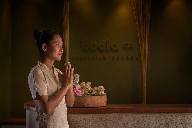 Traditional Head, Back & Shoulder Massage in Siem Reap - Entering Bodia Spa on Pub Street
