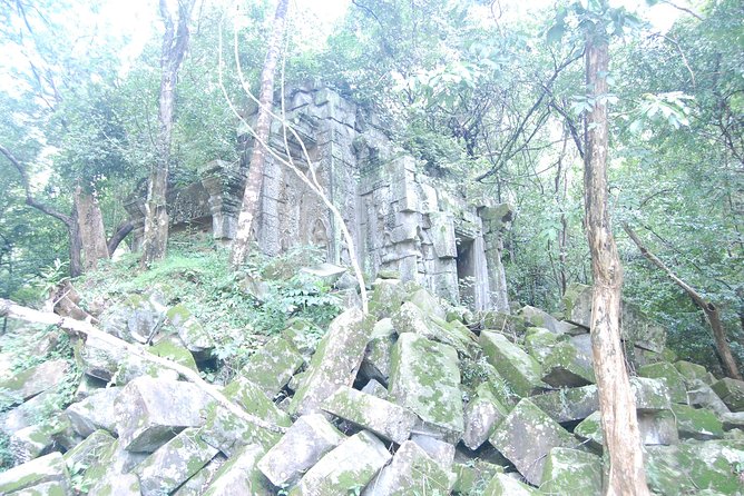 Two Days Angkor Wat Park-Beng Mealea and Kampong Phluk Village - What the private format is worth at $260.69