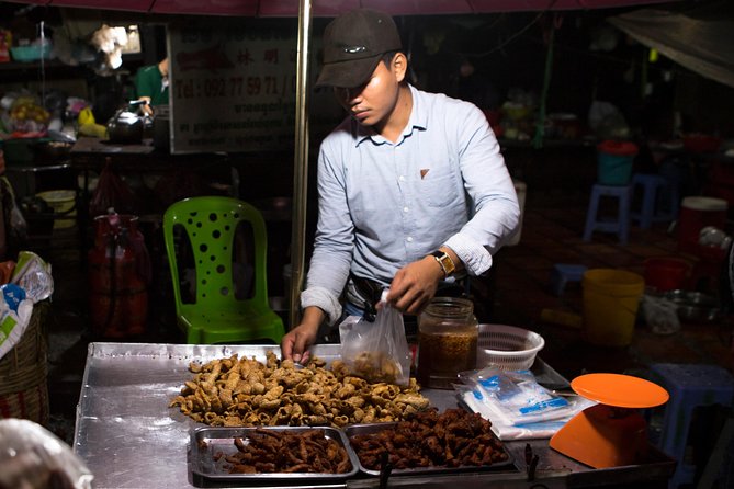 Ultimate Phnom Penh Food Tour by Tuk Tuk: 20 Tastings and Drinks - Bassac Lane cocktail or mocktail to close the night
