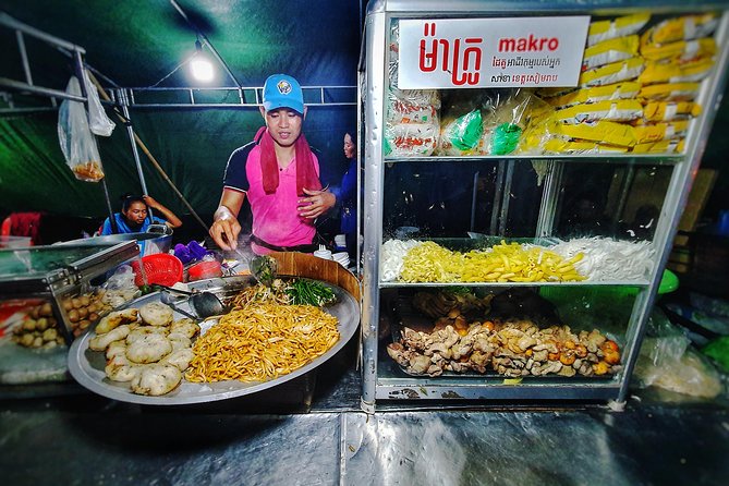 Ultimate Siem Reap Food Tour (10 Locals Tasting with Drinks & Transport) - Food safety, special diets, and comfort