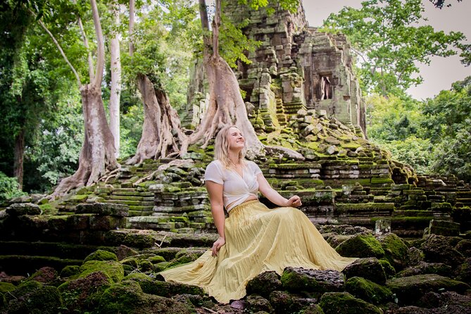 Unseen Angkor Tour & Photoshoot - Phimeanakas and the old royal setting