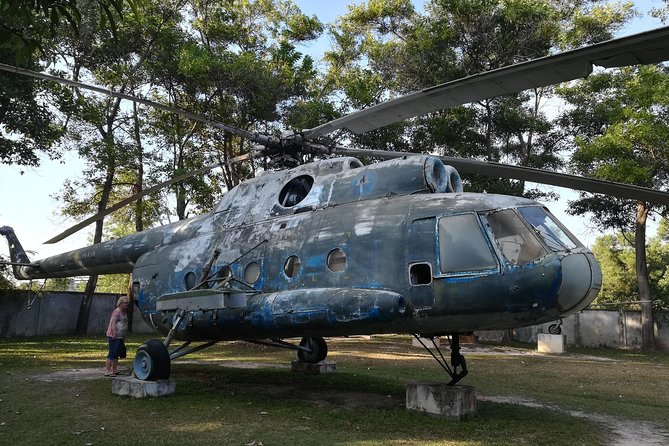 War Museum, Killing Field and Floating Village ( Kampong Phluk) - War Museum Cambodia and the civil war years