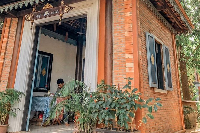 Workshop Visit and Sombai Liqueur Tasting - What Sombai Is, and Why the Visit Works
